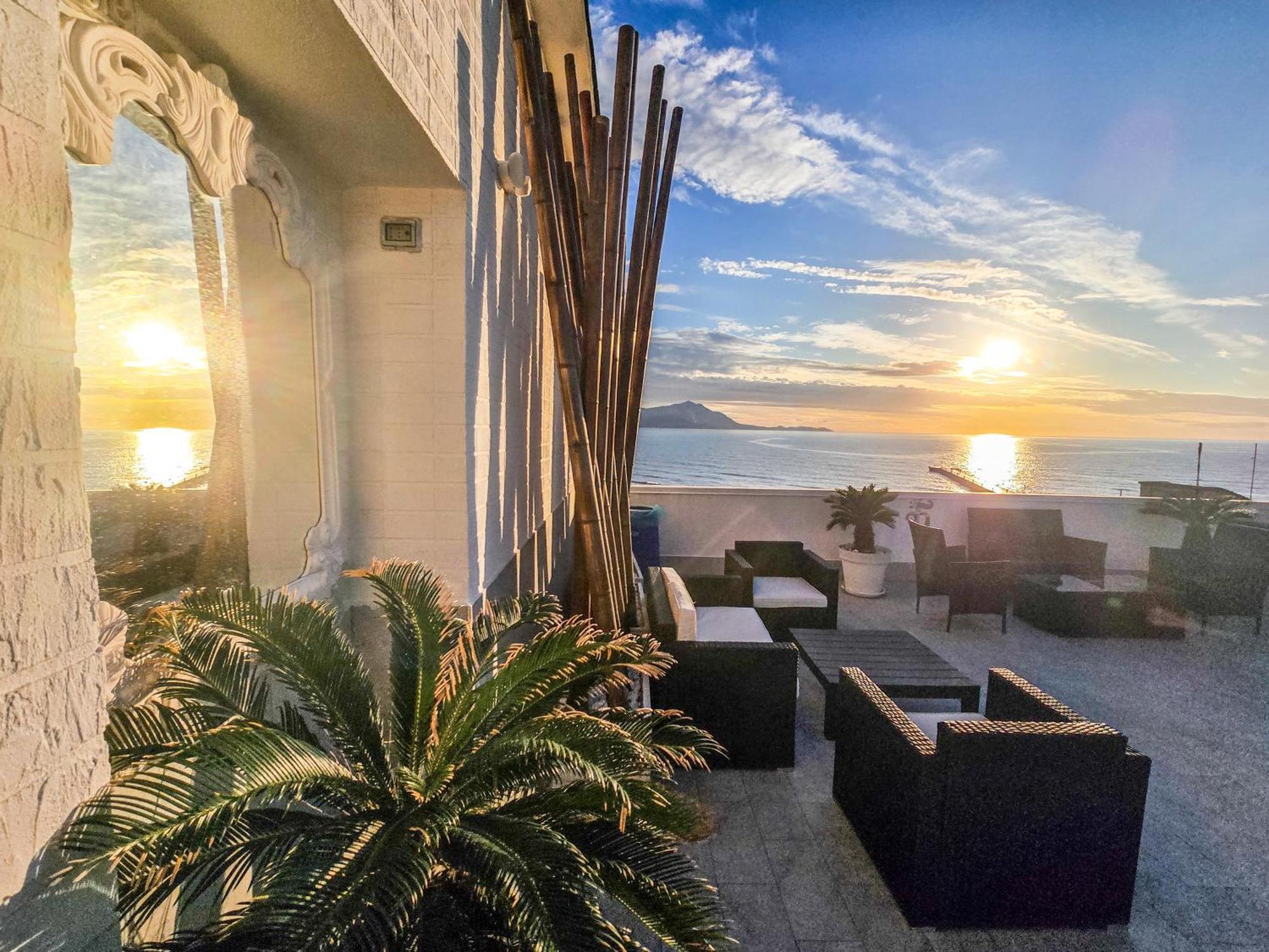 Naro Suites And Rooms باكولي المظهر الخارجي الصورة